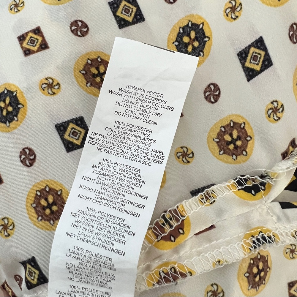 NASTY GAL Collection Geometric Pattern Button Dow… - image 6